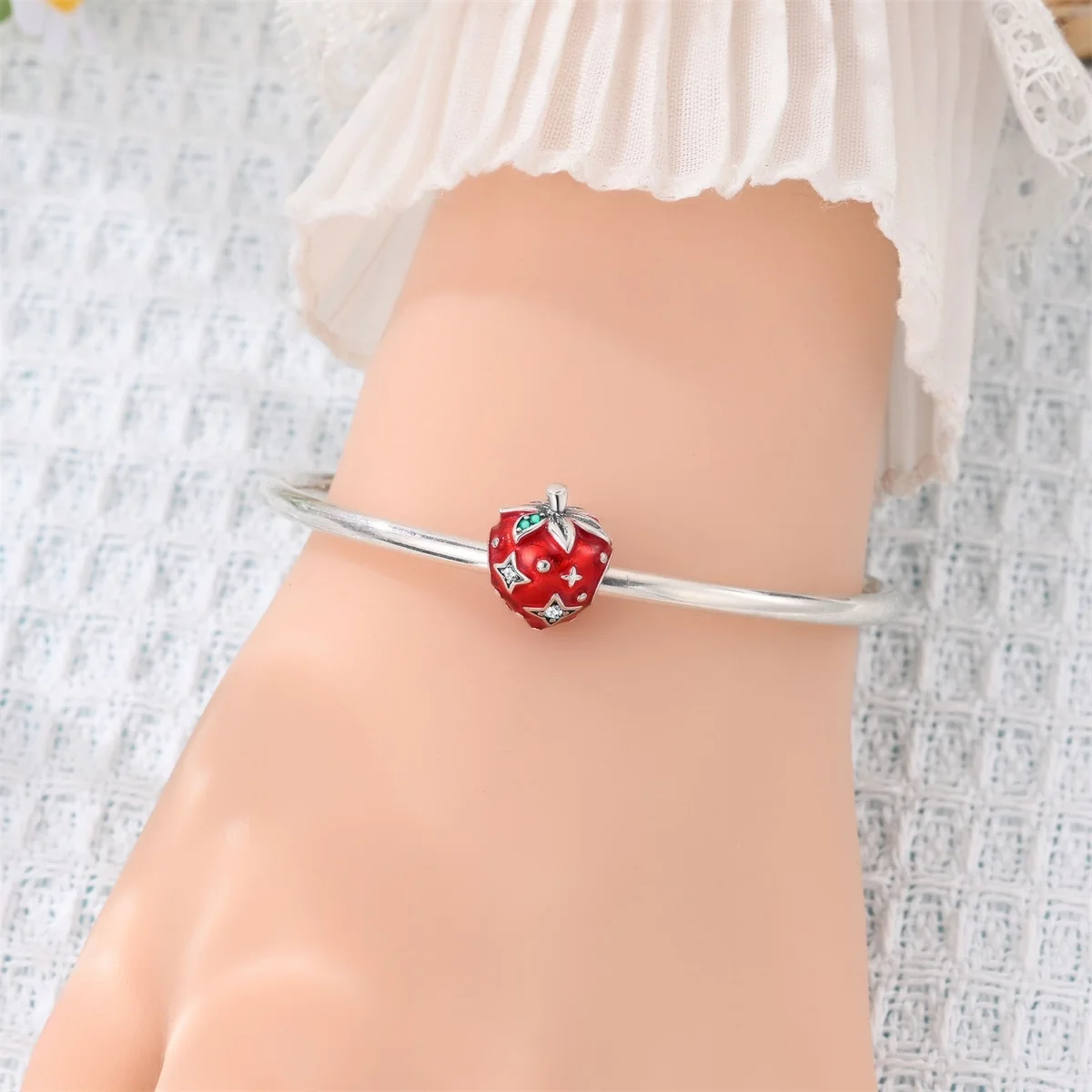 Charms Original 925 Sterling Silver Charm Beads Pendant Cherry Strawberry Bowknot Apple Charm Fit Bracelet Woman Jewelry Gifts - 2
