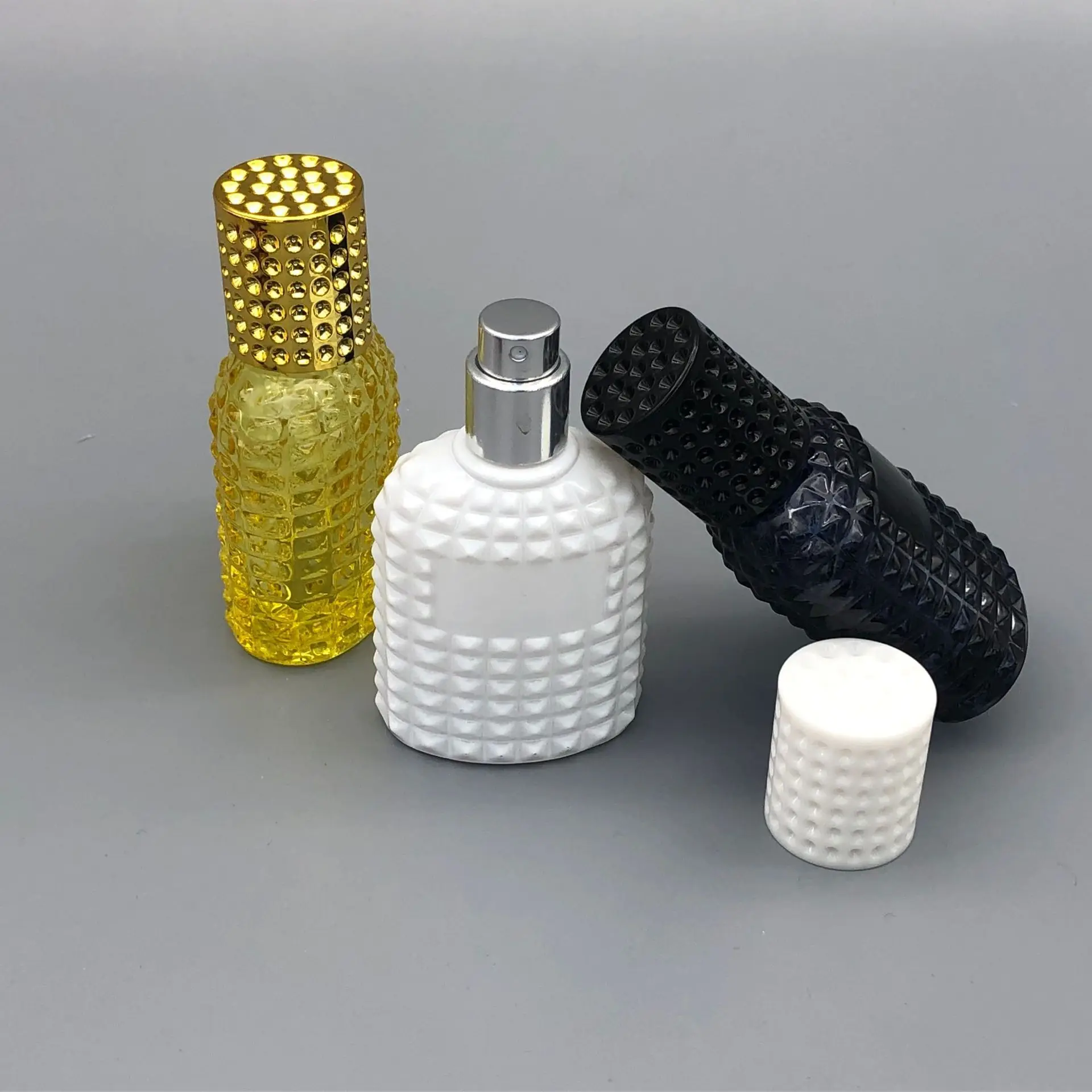 2 Stück Milchglas Parfümflaschen – 30 Ml, Nachfüllbar, Feiner Nebel, Ideal Für Reisen