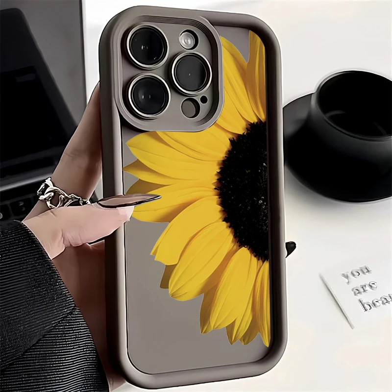 Sunflower Pattern Silicone Phone Case – Cute Floral Design Cover