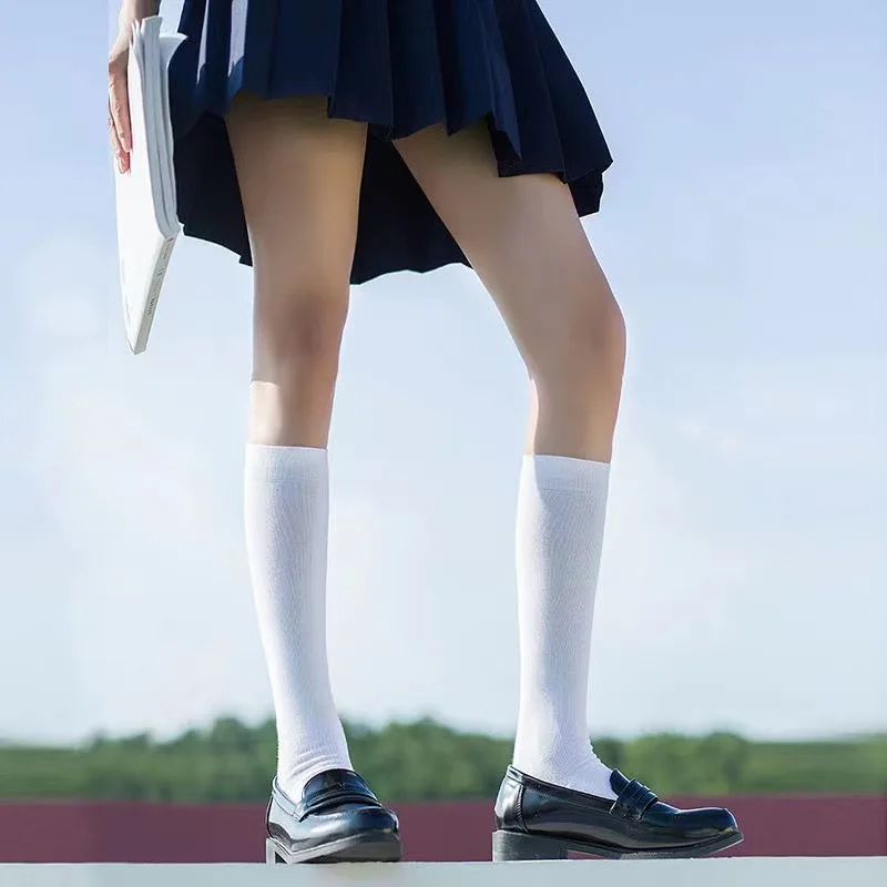 Woman Knee High Socks Velvet Lolita Long Thigh Socks Cute Solid Color Knee-high Cosplay Sexy Nylon Stockings Black White