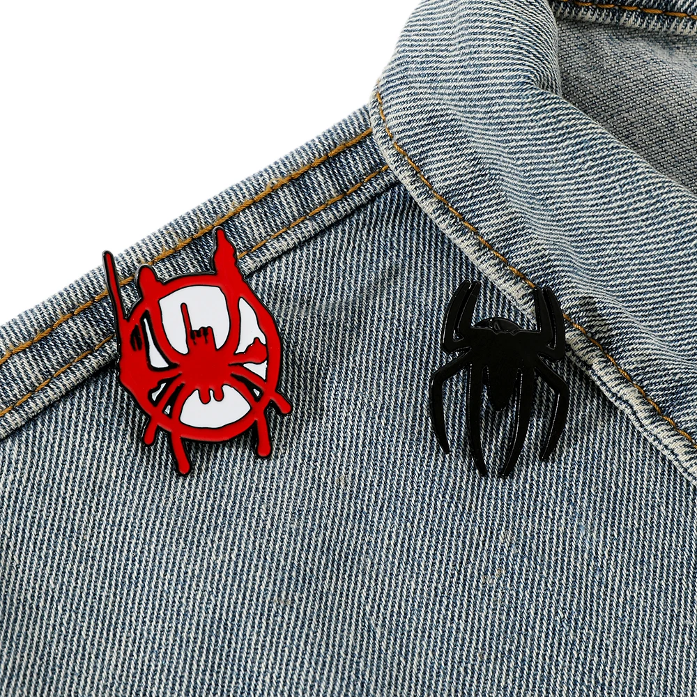 Creative Cartoon Brooch Personalized Spider Shaped Enamel Pin Backpack Clothing Jewelry Metal Badge Accessories Gift 2 Pcs enamel pins metal brooch enamel brooch