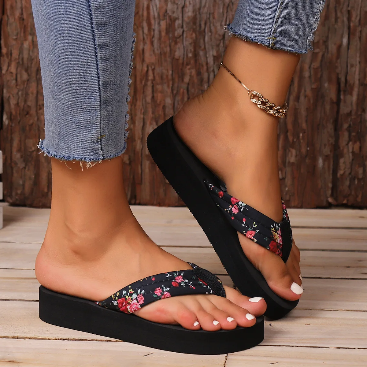 Summer Retro Flip Flops Women Outside Flat Beach Shoes Sandals Shoes for Ladies Slippers Slide Indoor House Pantuflas Mujer
