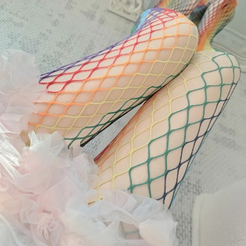 Süße Coole Dopamin-Regenbogen-Netzstrümpfe Y2K Hochgeschnittene Netzstrumpfhose mit Aushöhlungen Farbverlauf Sexy Strumpfhose für Aufregende Mädchen – Detail 10