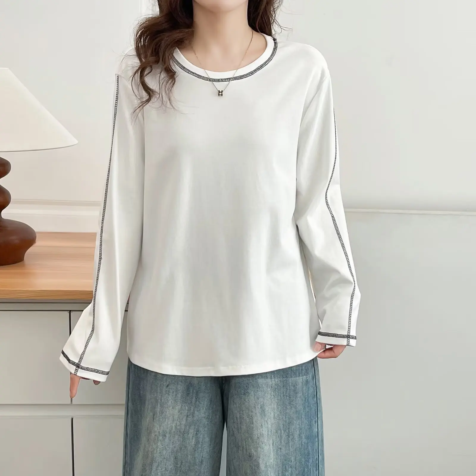 Plus Size Women's Long Sleeved T-Shirt Simple round-neck Bright Line Basic Top Autumn 2025