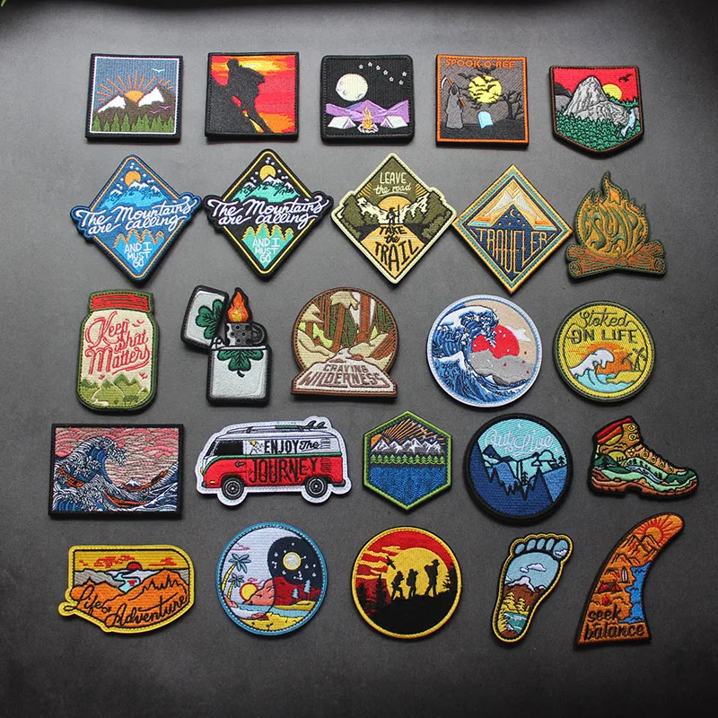 

Boutique Fully Embroidered Outdoor Scenery Morale Sunrise Badge Tent All-terrain Camping Hook and Loop Patches for Clothing