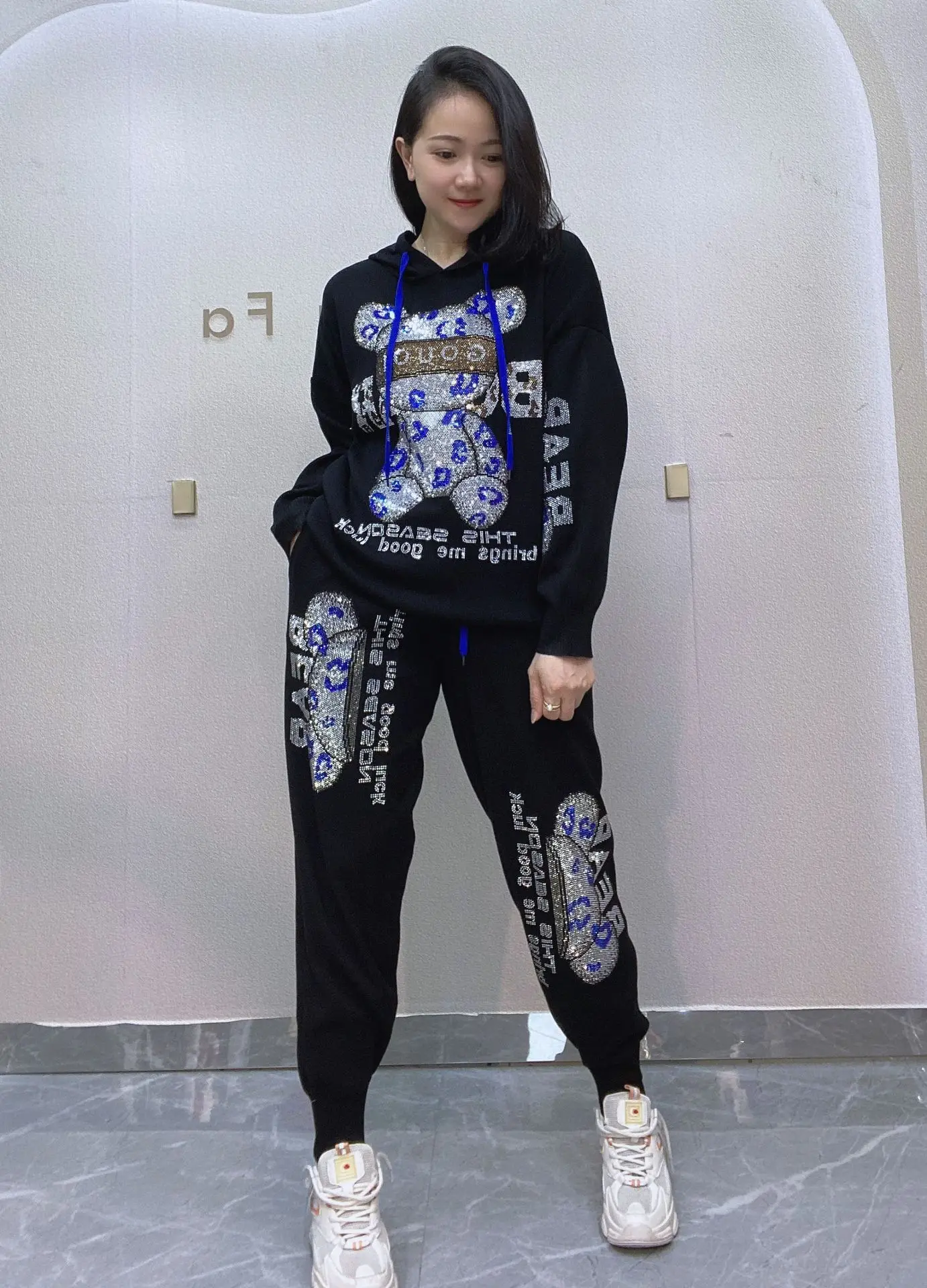 

Bear Diamonds Sweater Women Sets with Long Pants Autumn Tracksuit Casual Knitting Hooded Tops Two Piece Sets Womens Outifits