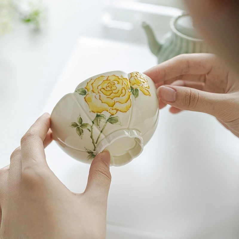 장미 꽃 입 세라믹 찻잔 가정용 단일 컵 이야기