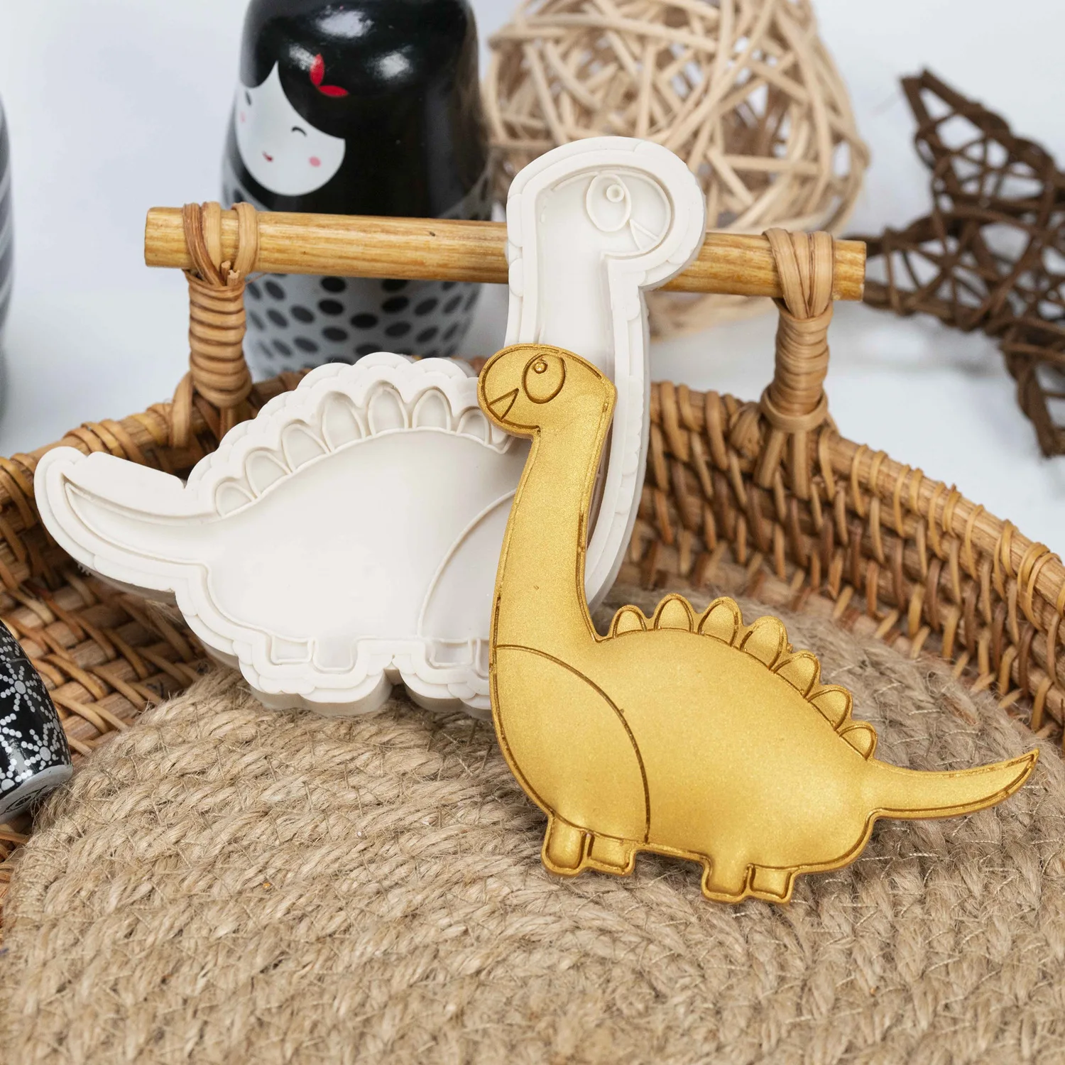 

Aomily 3D Dinosaur Shaped Silicone Molds Cake Chocolate Mold Cake Decorating Tools Fondant Sugarcraft Ice Block Soap Mould