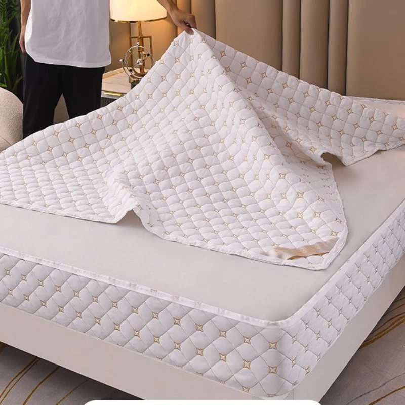 New Thicken Quilted Mattress Cover With Zipper Bedspread Mattress Cover Soft King Queen Bed Fitted Sheet 2