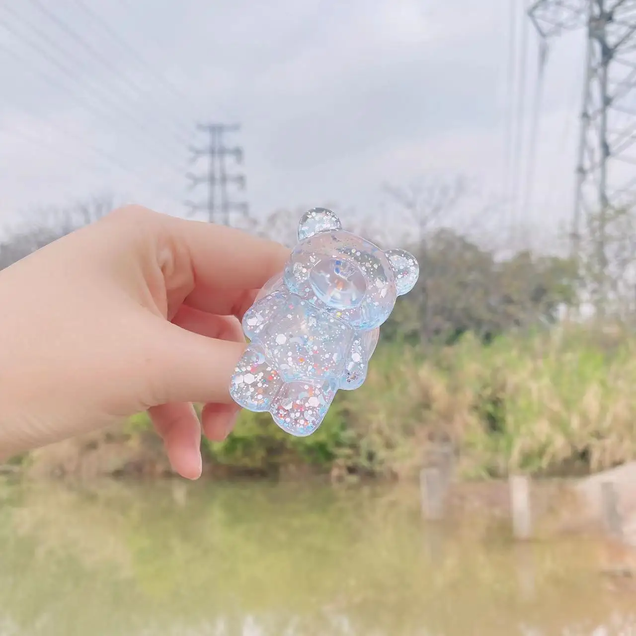iphone charging dock Glitter bear transparent three-dimensional lazy retractable desktop back with air cushion support phone holder for car cup holder Holders & Stands