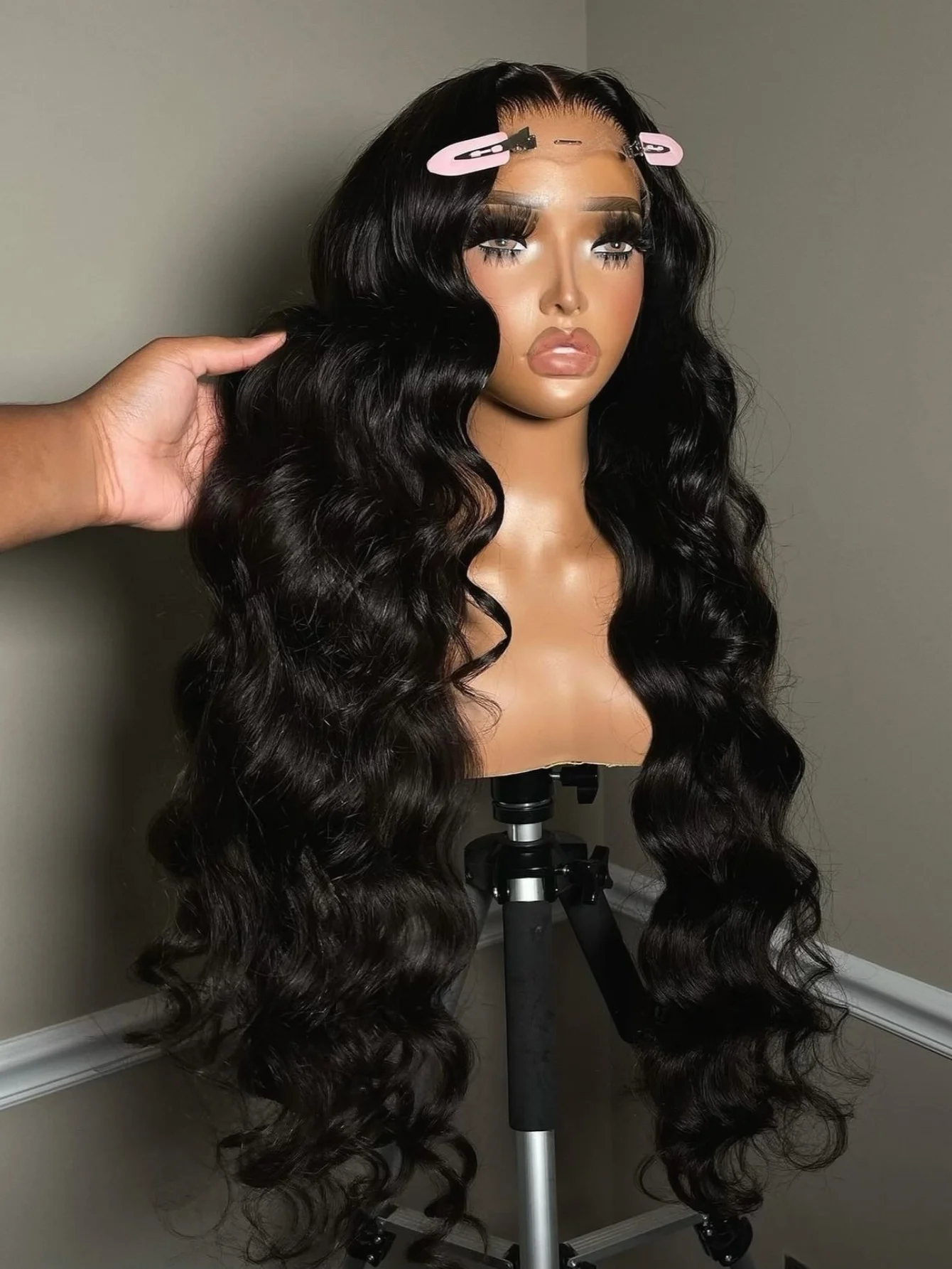 40 Inch Body Wave 13x4 Hd Lace Frontal Wig Human Hair Brazilian Pre Plucked With Baby Hair 13x4 Lace Front Wigs 200% Density 1