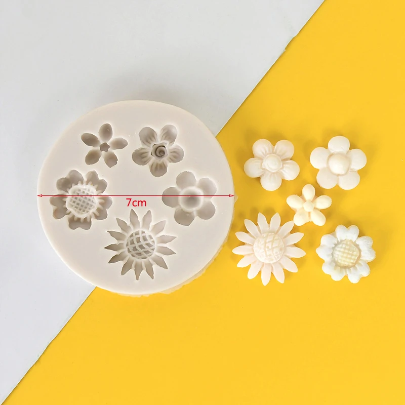 3D Mini Daisy Flower Silicone Mold Fondant Cake Decorating Tool Wedding Birthday Party Chocolate Candy Decor Pastry Baking Mould