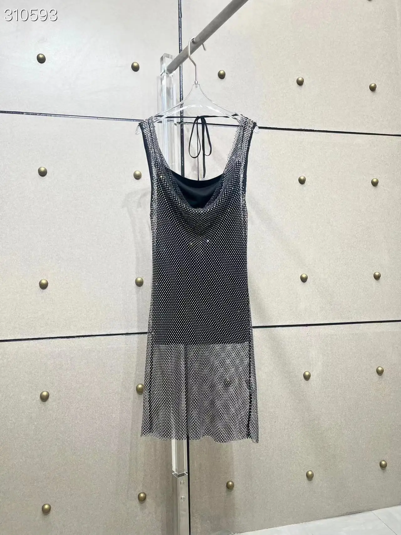 

High Quality 2023 Summer Women Fashion Runway Top Holiday Mini Diamonds Dress Ladies Slim Hot Sale Solid Dresses