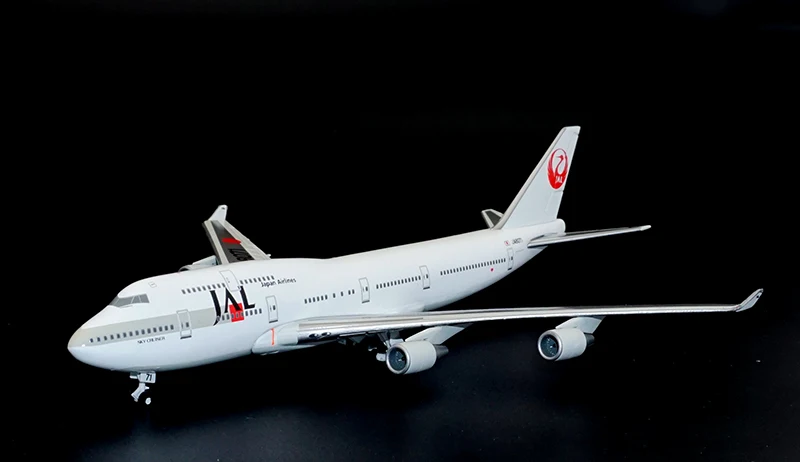 激レア 1/300 JAL 747-400 シリアル番号入りダイキャスト Amazon.co.jp: モデルプレーン ダイキャスト JAL 日本航空 B747
