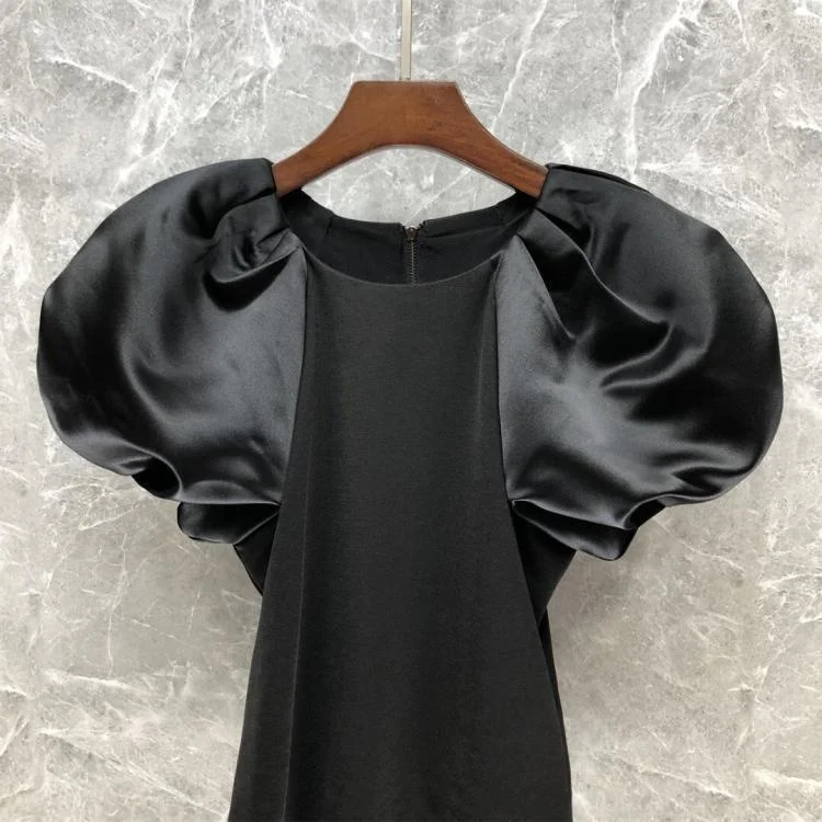 e8bfa663-a8f3-40b3-8b10-e14c12