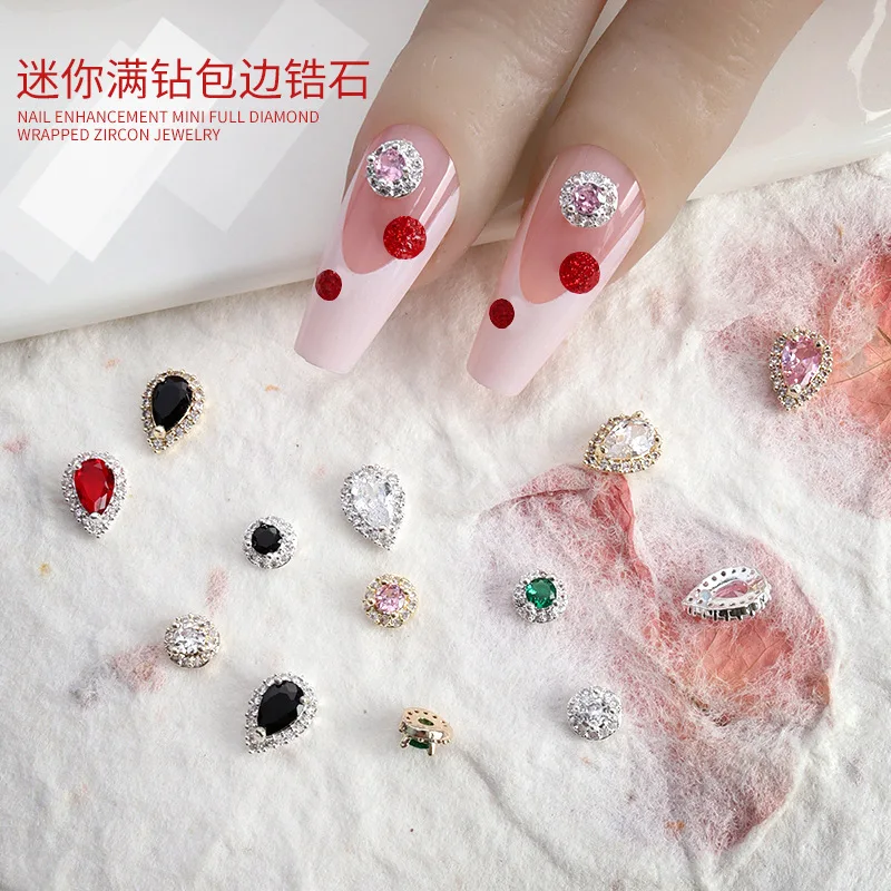 Glamorous 3D Kuku Nail Charms