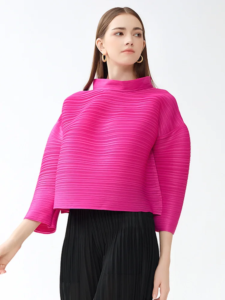 

MIYAKE autumn Style new niche design sense top solid color loose standing collar pleated casual sleeved T-shirt for women [6197]