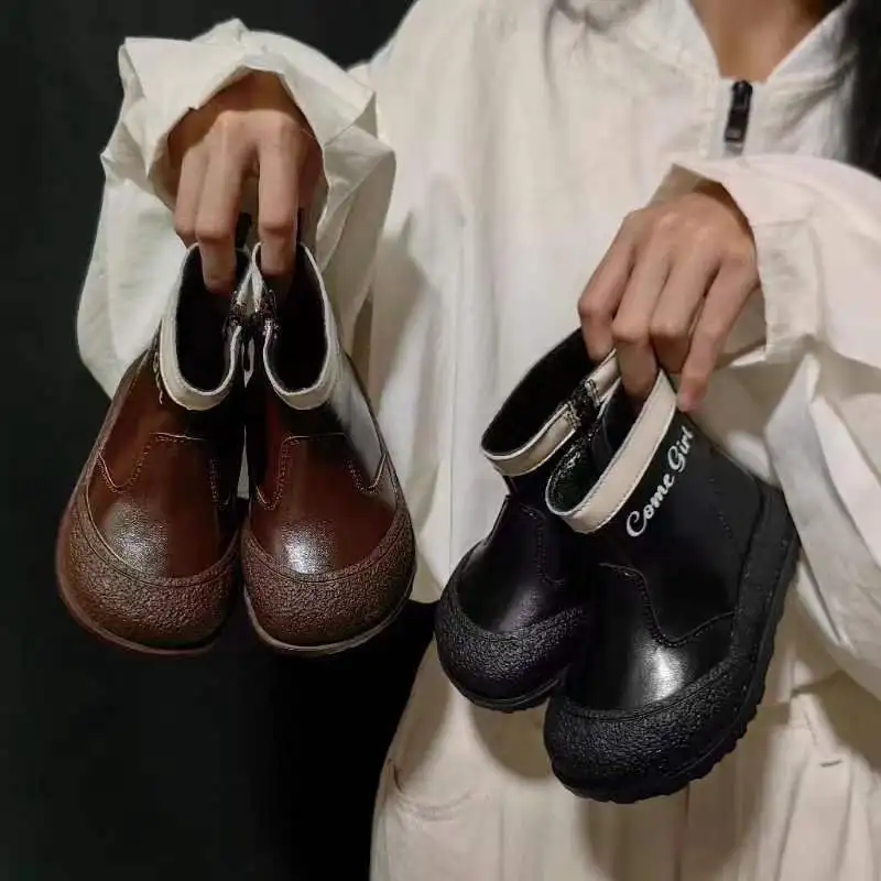 

Детские осенне-зимние короткие ботинки на мягкой подошве для девочек 2023