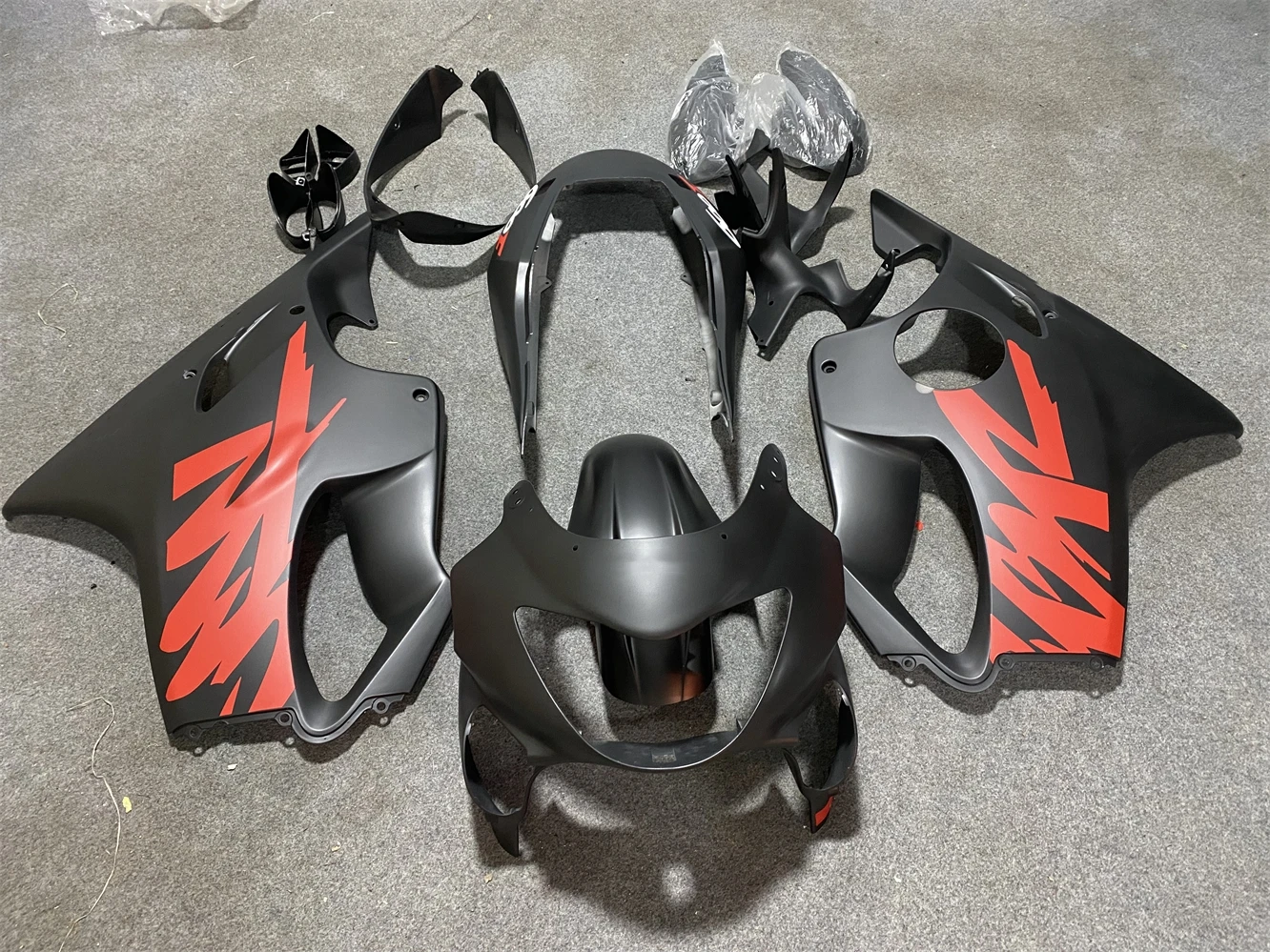 

Motorcycle Fairing kit for CBR600 F4 99-00 CBR600 1999 2000 Fairing extinction Black Red White