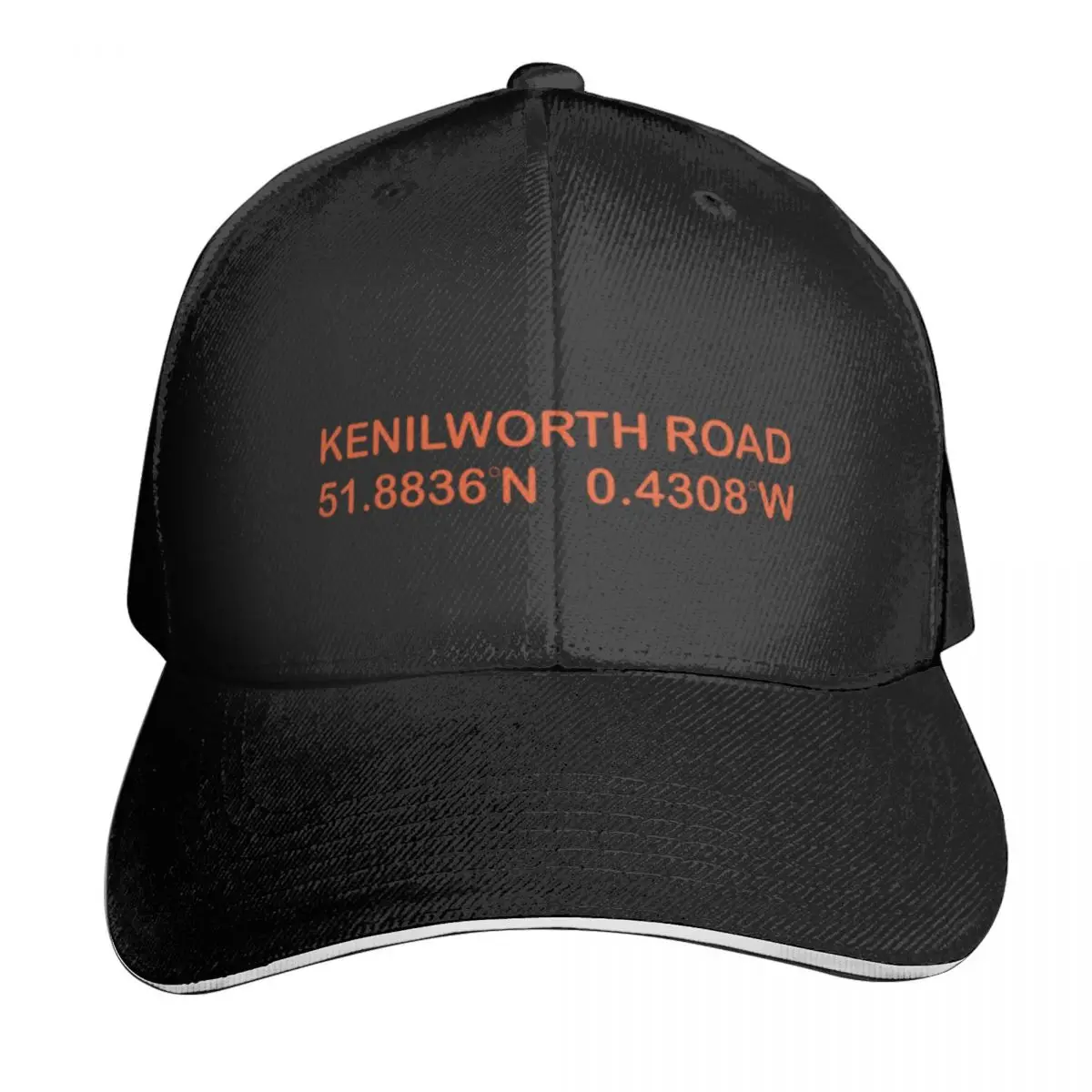 

Бейсболка Kenilworth Road Luton Town в подарок