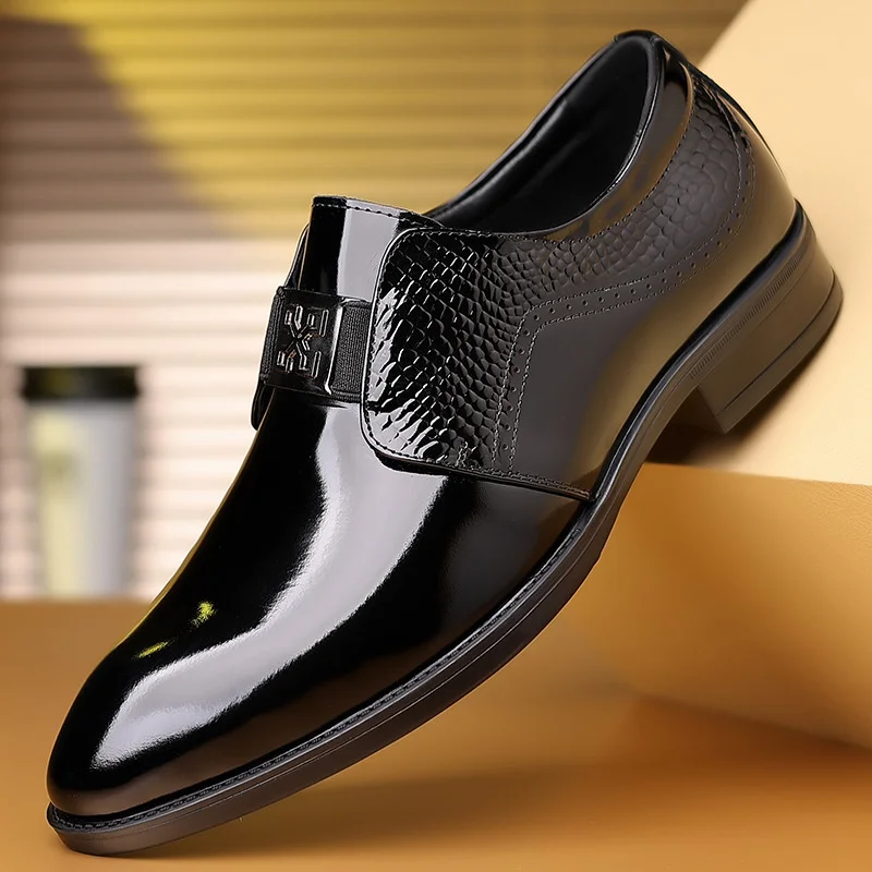 

British leather men's shoes patent leather shoes men's top layer cowhide groom's shiny leather shoes men's business brand