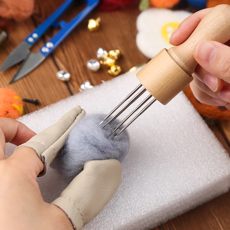 Needle Felt Kit Needle Felting Wool Wool Felting Needles Wool Felting Kit 70PCS Needle Felting Kit for DIY