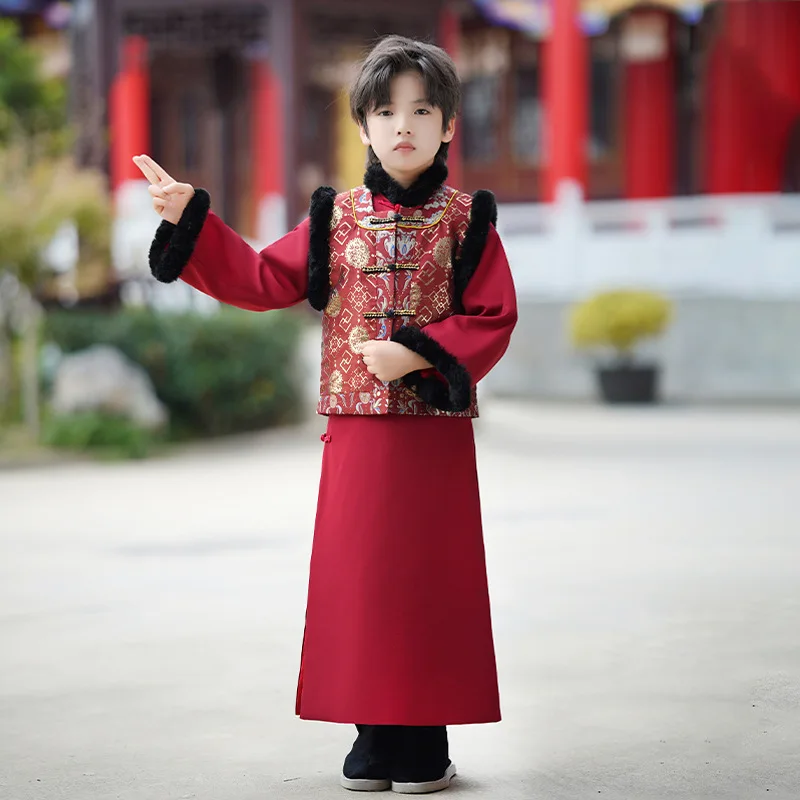 Рисунок 3 - Винтажное длинное платье и парка