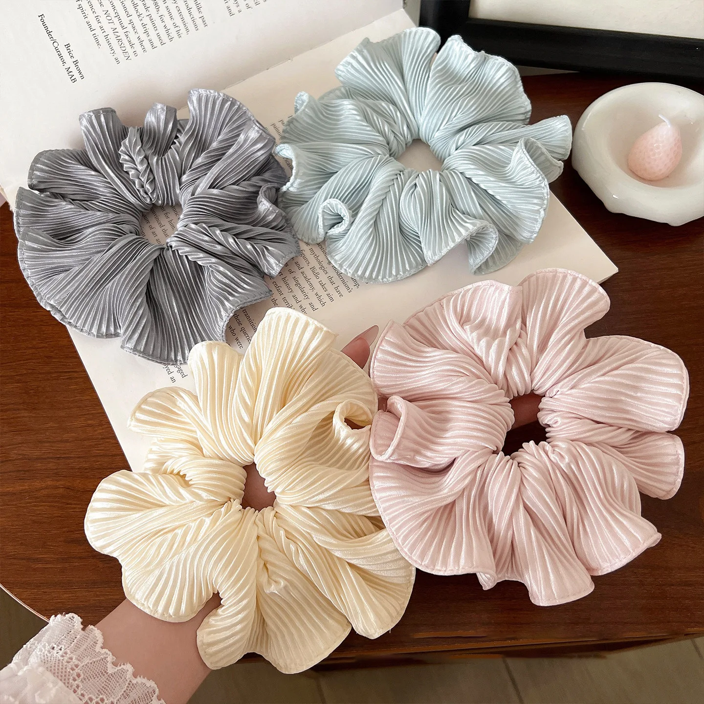 Élégants élastiques cheveux en satin rayé pour femme_voghion.com