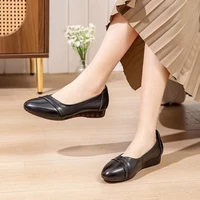 True leather training shoes for women 2025 new spring flat comfortable sports shoes versatile lace up casual shoes