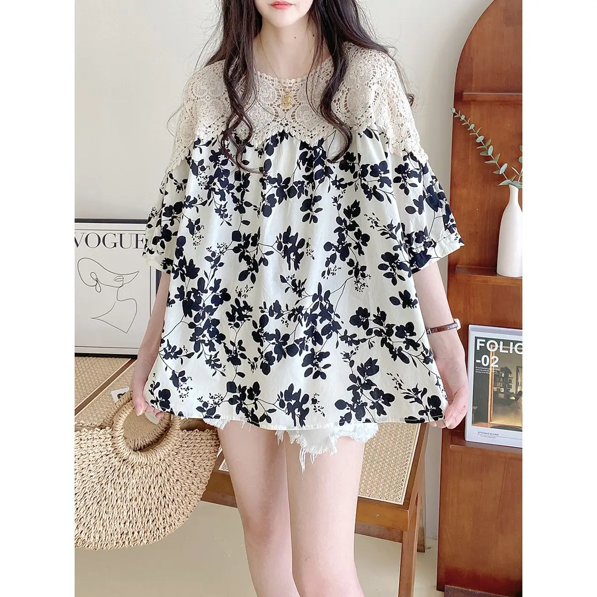 Korea Summer Floral Printed Lace Blouse Women Korean Elegant Stylish Loose Hollowed Out Shirt Round Neck Short Sleeve Tops printed in north korea the art of everyday life in the dprk