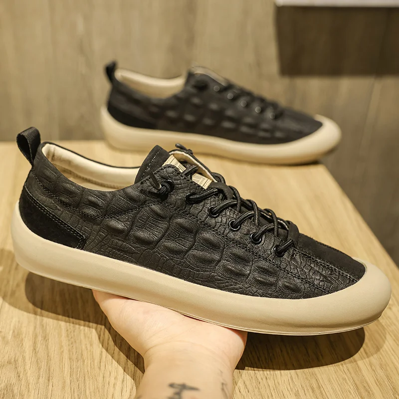 

Luxury Crocodile Pattern Men Casual Shoes 2022 Fashion Low Help Flat Shoes Outdoor Comfy Sneakers Brand Leather Vulcanize Shoes