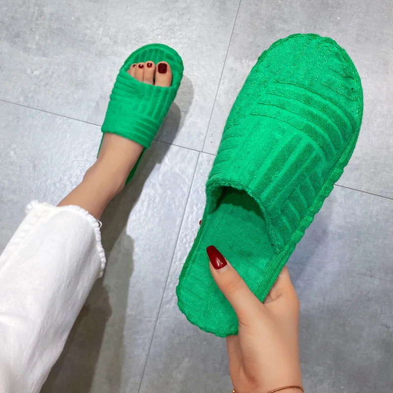 2022 Women New Luxury One-word Thick-soled Warm Furry Women's Shoes Embossed Cotton Drag Outdoor All-match Casual Slippers