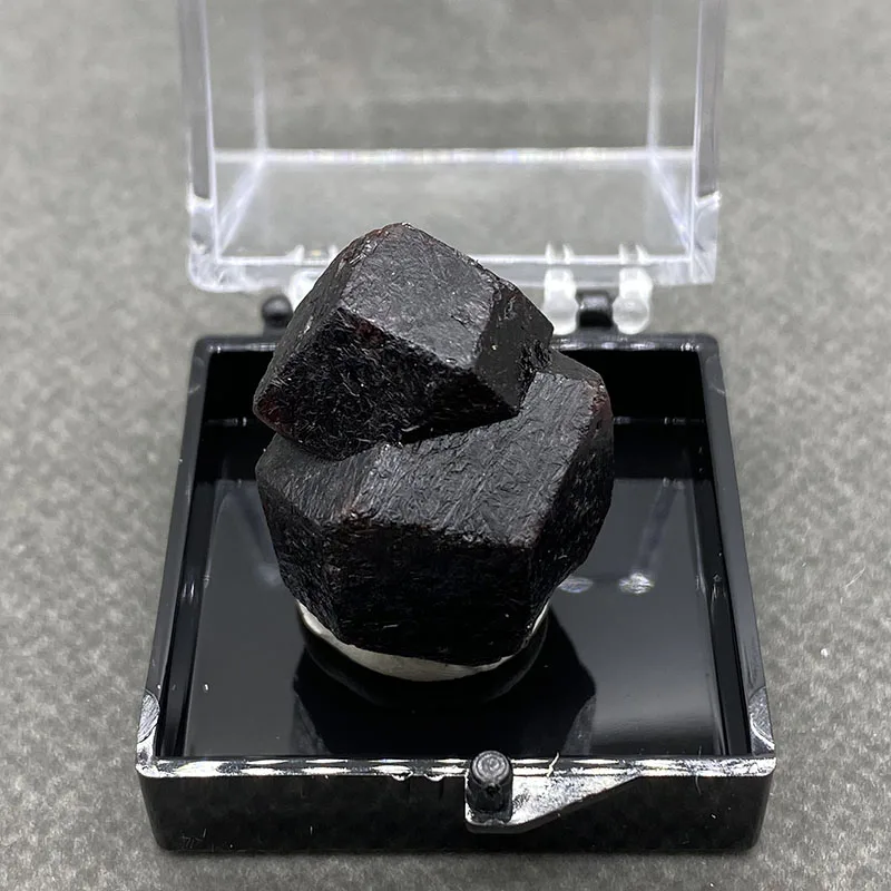 100% natural Garnet pedras e cristais minerais espécime cura cristais pedras de quartzo  + Box 35*35*35mm