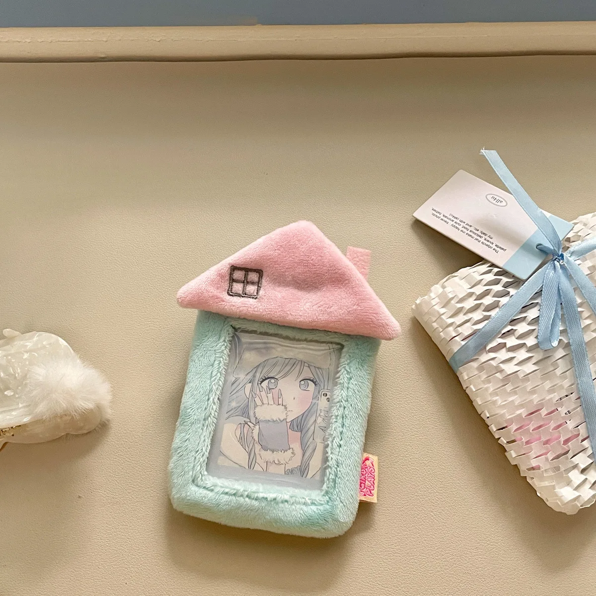 MINKYS Kawaii House Shape Fluffy 3 inch Kpop Photocard Holder Photo Card Holder Bag Pendant School Stationery 4
