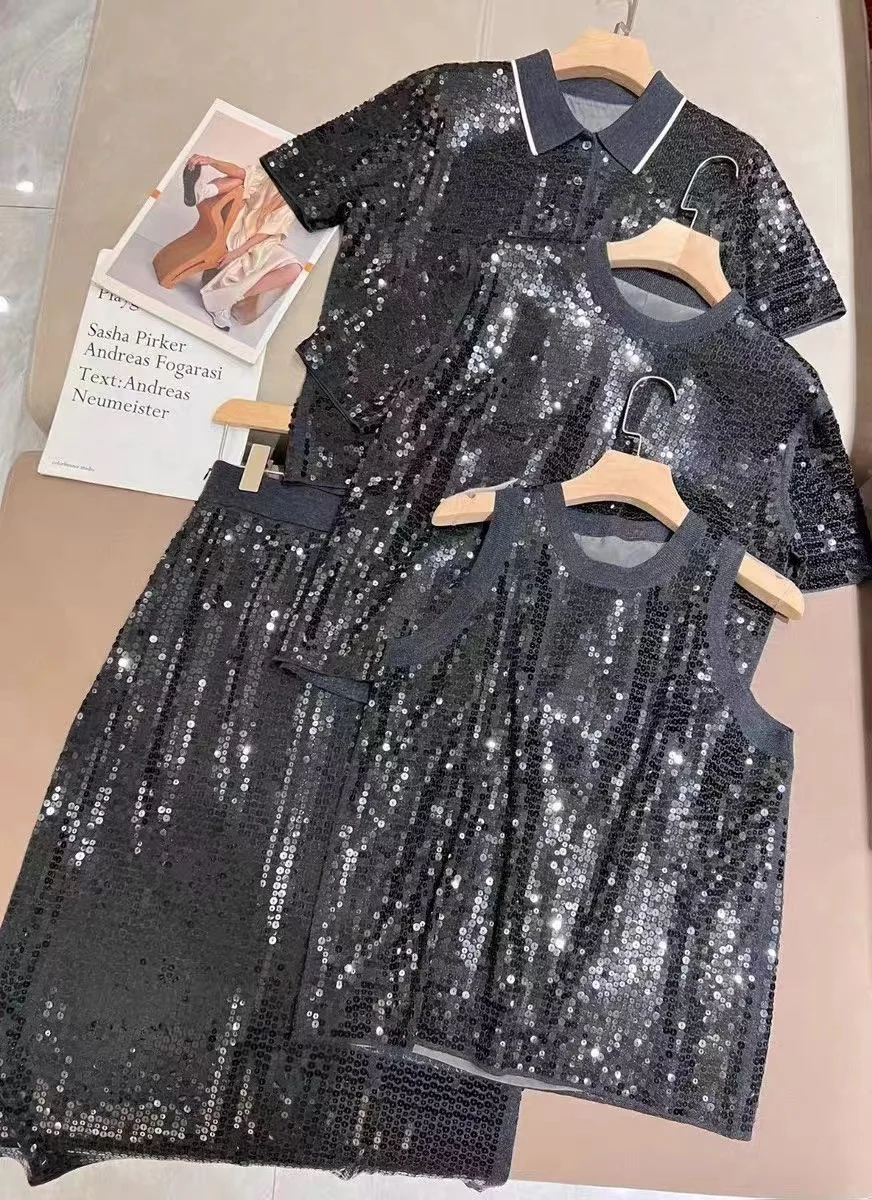 

Новинка лета 2024 г., Женский тяжелый костюм с бусинами B * C, топ из шелковых бусин и юбка до локтя, женская одежда