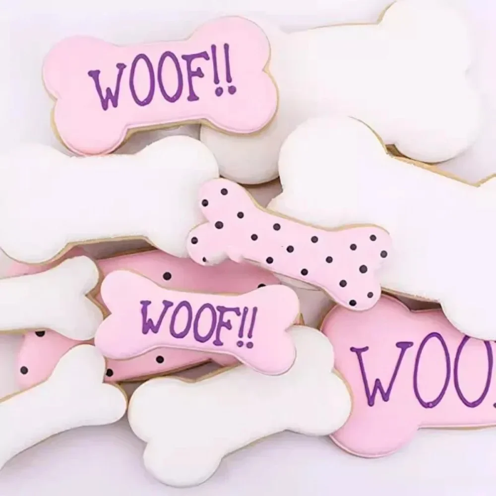 Dog Bone Cookie Cutter Mould Stainless Steel Dog Paw Footprint Biscuit Mold Fondant Pastry Decor Baking Tools 1Pcs