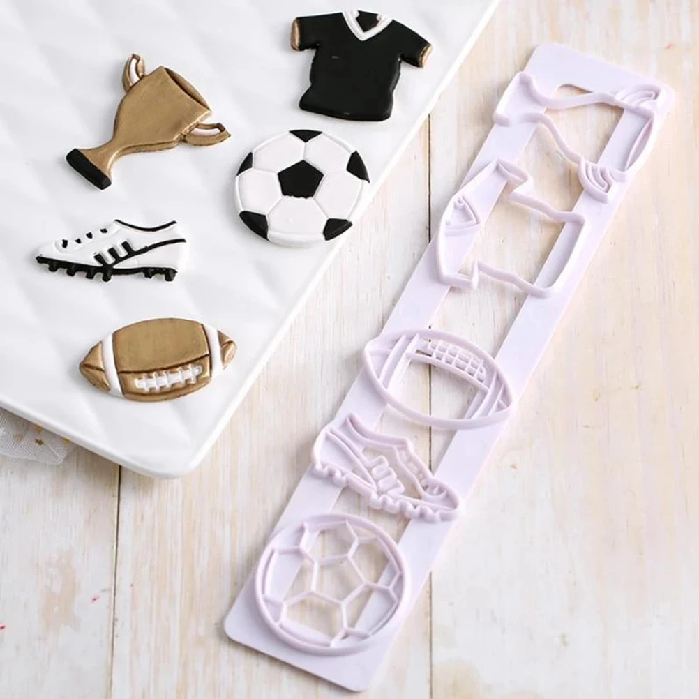 Cookie cutter Pastry Chef Cutting Kitchen Cakes Casting Football