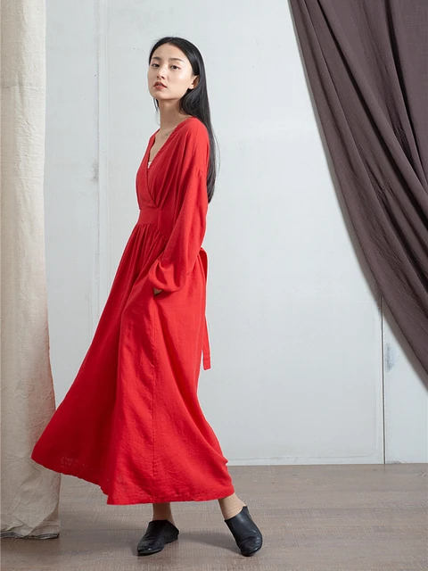 Charmoso Vestido de Estilo Chinês UMI MAO: Um Toque de Elegância Tradicional 2 Charmoso Vestido de Estilo Chinês UMI MAO: Um Toque de Elegância Tradicional