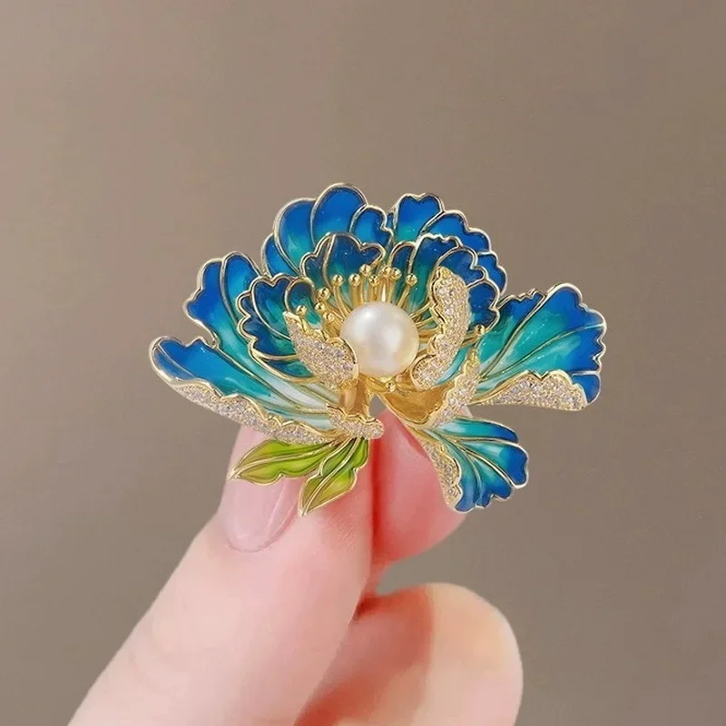 여성용 우아한 진주 모란 꽃 브로치, 절묘한 크리스탈 라인석 브로치 핀, 럭셔리 연회 웨딩 주얼리 선물, 트렌디한