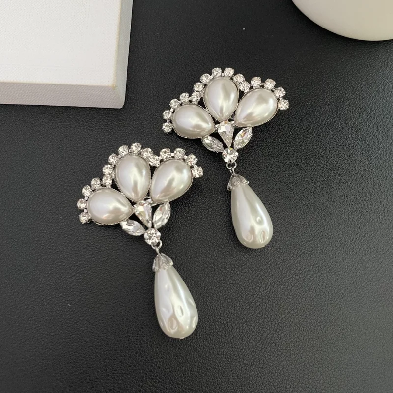 

Timeless Wonder Fancy Zircon Geo Pearl Fan Clip on Earrings for Women Jewelry Runway Top Designer Luxury Brand Rare Trends 3356