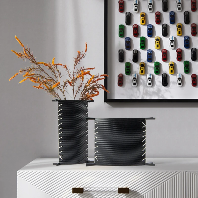 

Modern Luxury Vase Artificial Design Coffee Table Decor Art Metal Novelty Vase Living Room Vasi Per Fiori Decoration Home Items