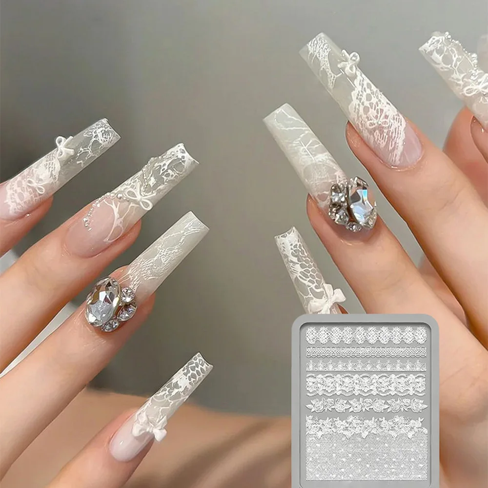 1Pcs 우아한 레이스 장미 꽃 네일 아트 몰드 초박형 중공 체크 무늬 레이스 실리콘 네일 템플릿 DIY 매니큐어 참 도구