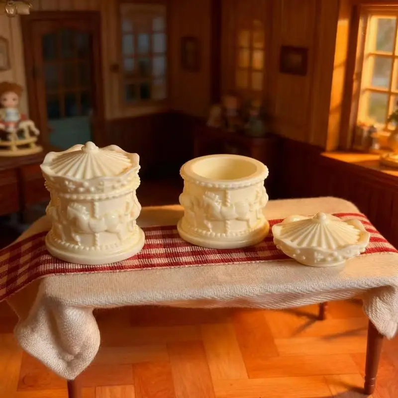 1Pcs Dollhouse Miniature Carousel Mini Storage Box Model Doll House Accessories Coffee Storage Case Home Decoration Toy