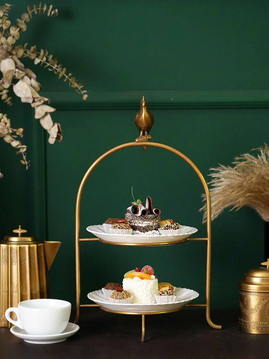 

Brass parrot shaped ceramic plate, double layer cake rack, fruit plate, dessert plate decoration