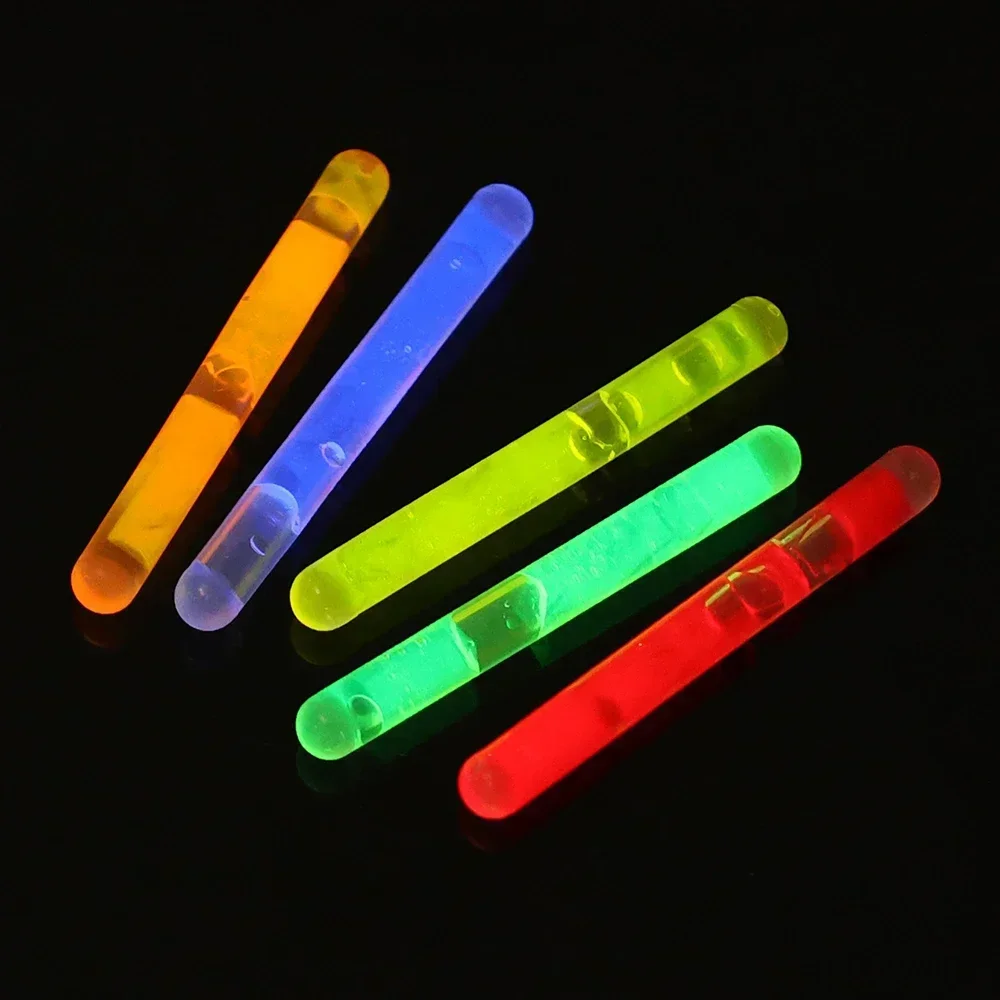 Play Glow Sticks Batonnets With Lanyards 6-4 Pack 6