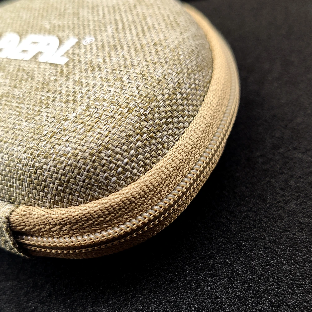 Compact Hard Shell Earphone Storage Pouch with Zipper Closure
