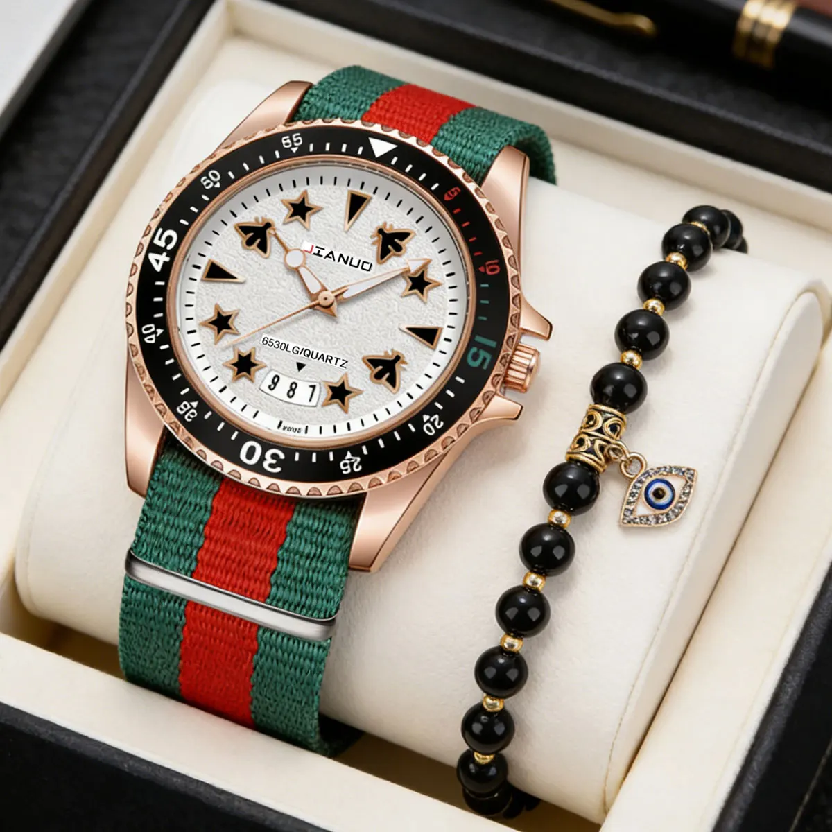 Elegant Quartz Watch with Calendar and Luminous Hands on a Stylish Nylon Strap