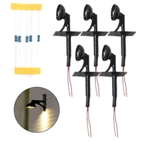 5Pcs OO / HO Scale Street Bracket Light Model Wall Lamp Posts LED Building Painted Light House DIY Garden Decoration 2