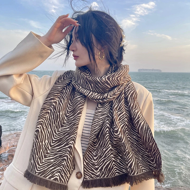 

Cachecol Feminino Inverno Elegant Women Winter Scarf Vintage Leopard Print Warm Wrap Shawls Scarves Stoles Mujer Pareo Bufanda