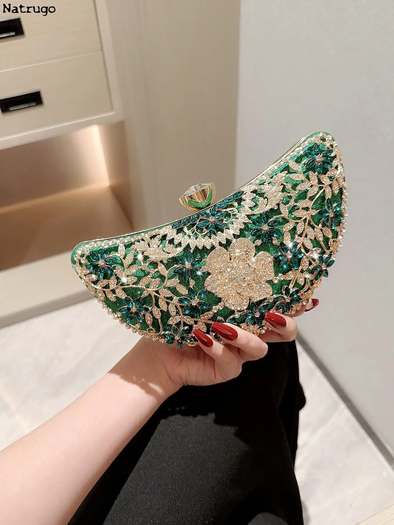 Bird in Bag – Elegant Mini Fish Shape Rhinestone Evening Bags for Wedding  and Special Occasions – Designer Metal Rhinestone Handmade Purses with  Chain and Gift Box, Luxury Crystal Clutches for Parties